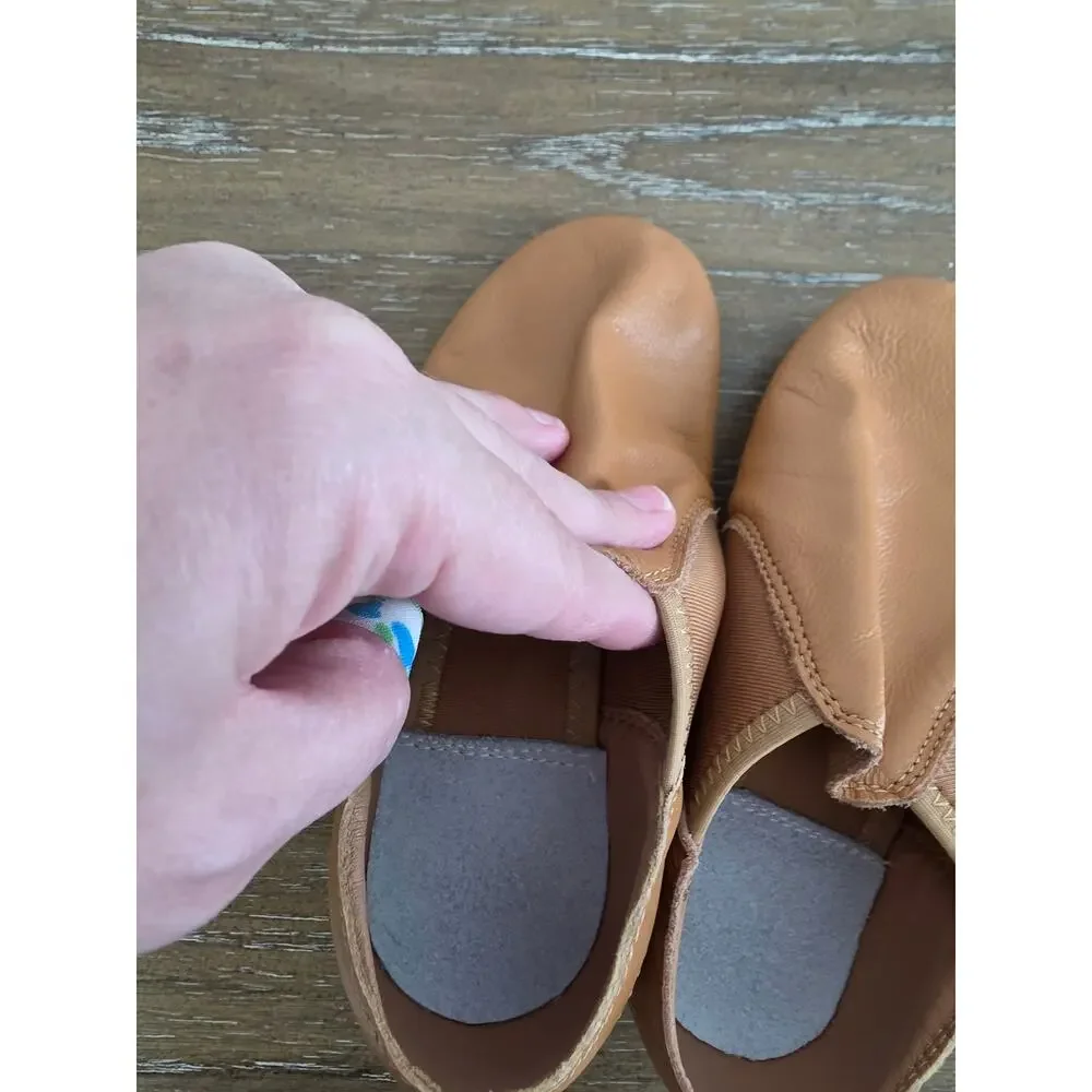 Girls jazz shoes, size 13
